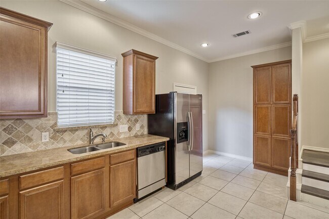 Foto del edificio - 2738 Misty Heath Ln