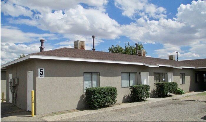 Foto principal - 3421 Gibson Blvd SE