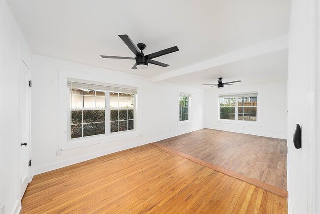 Foto del edificio - 3103 E 16th St
