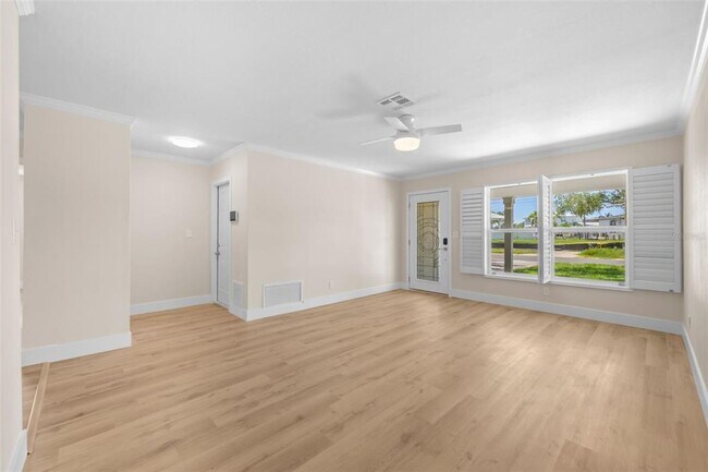 Building Photo - 2026 Bayou Grande Blvd NE
