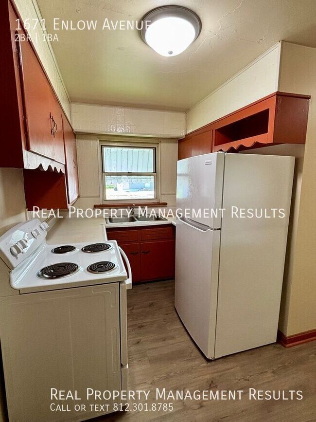 Foto del edificio - 1671 Enlow Ave