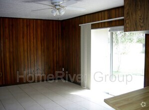 Building Photo - 3415 Little Oak St