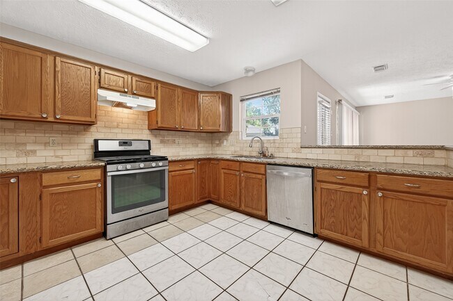 Foto del edificio - 3506 Doherty Pl