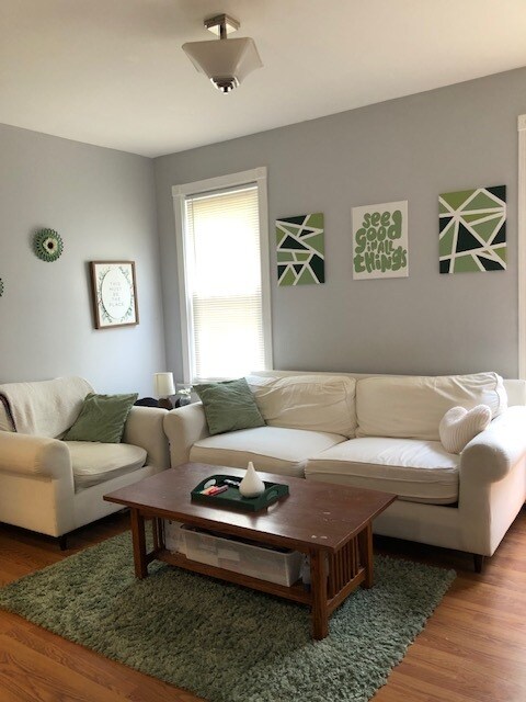 Building Photo - 25 Cross St