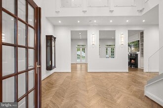 Building Photo - 1404 Wynhurst Ln