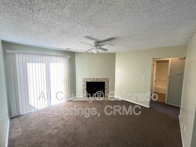 Building Photo - 1010 Mazatlan Cir