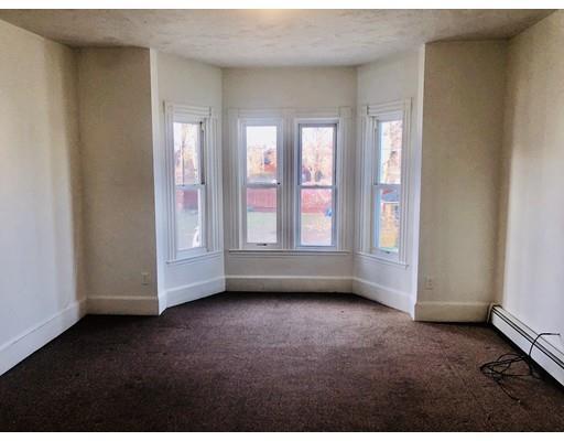 Primary Photo - 128 Beacon St