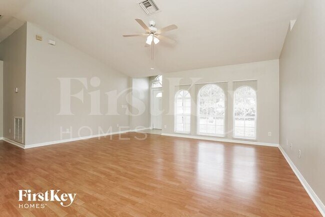 Building Photo - 6480 Maytree Circle
