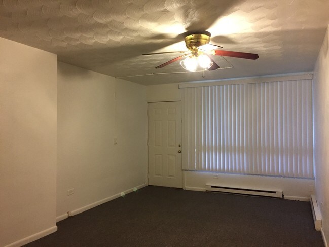 Foto del edificio - 2416 Sherman Ave