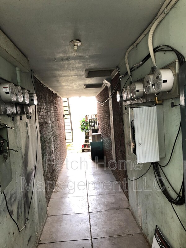 Foto del edificio - 738 E King St