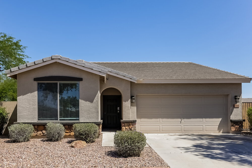 Foto principal - 1868 W Wrangler Way