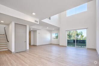 Living Room | Penthouse B ONE - The 6800