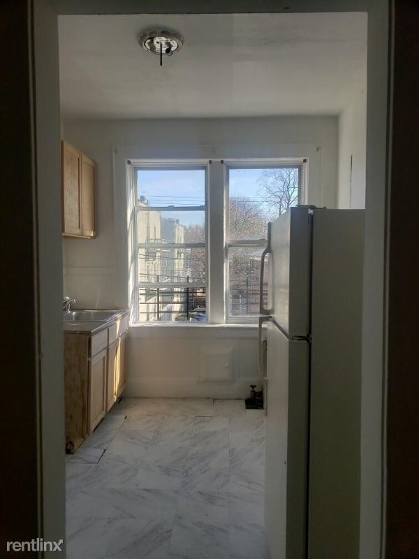 Building Photo - 265 Stuyvesant Ave