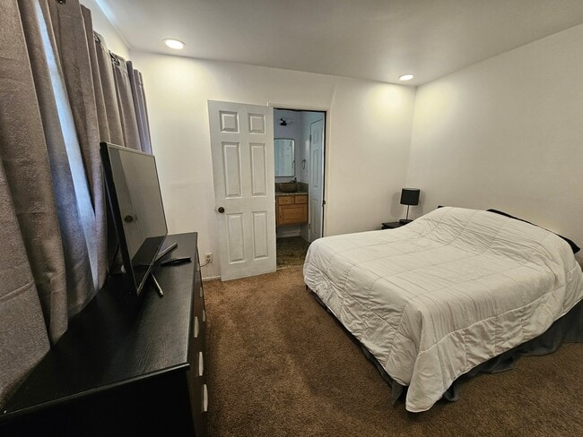 Photo - 17101 Tulsa St (Los Angeles, CA) House
