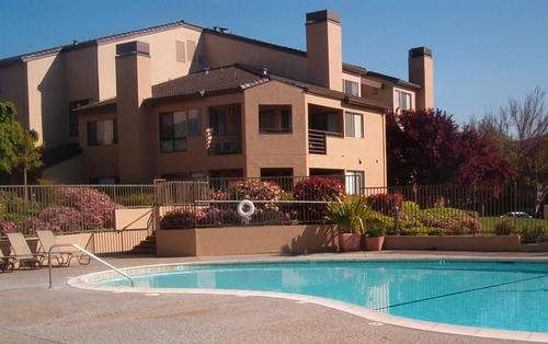Building Photo - 39078 Guardino Dr