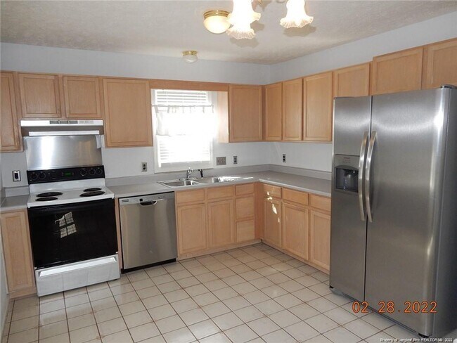 Building Photo - 6435 Applewhite Rd