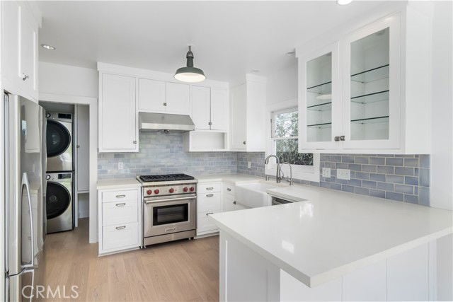 Foto del edificio - 243 Windward Ave