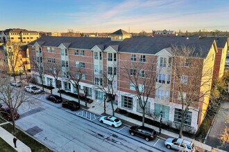 Building Photo - 57 E Hattendorf Ave