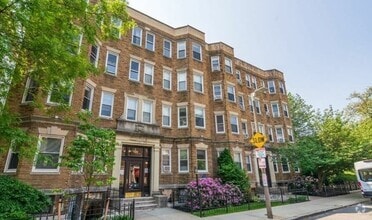 Building Photo - 124 Peterborough St
