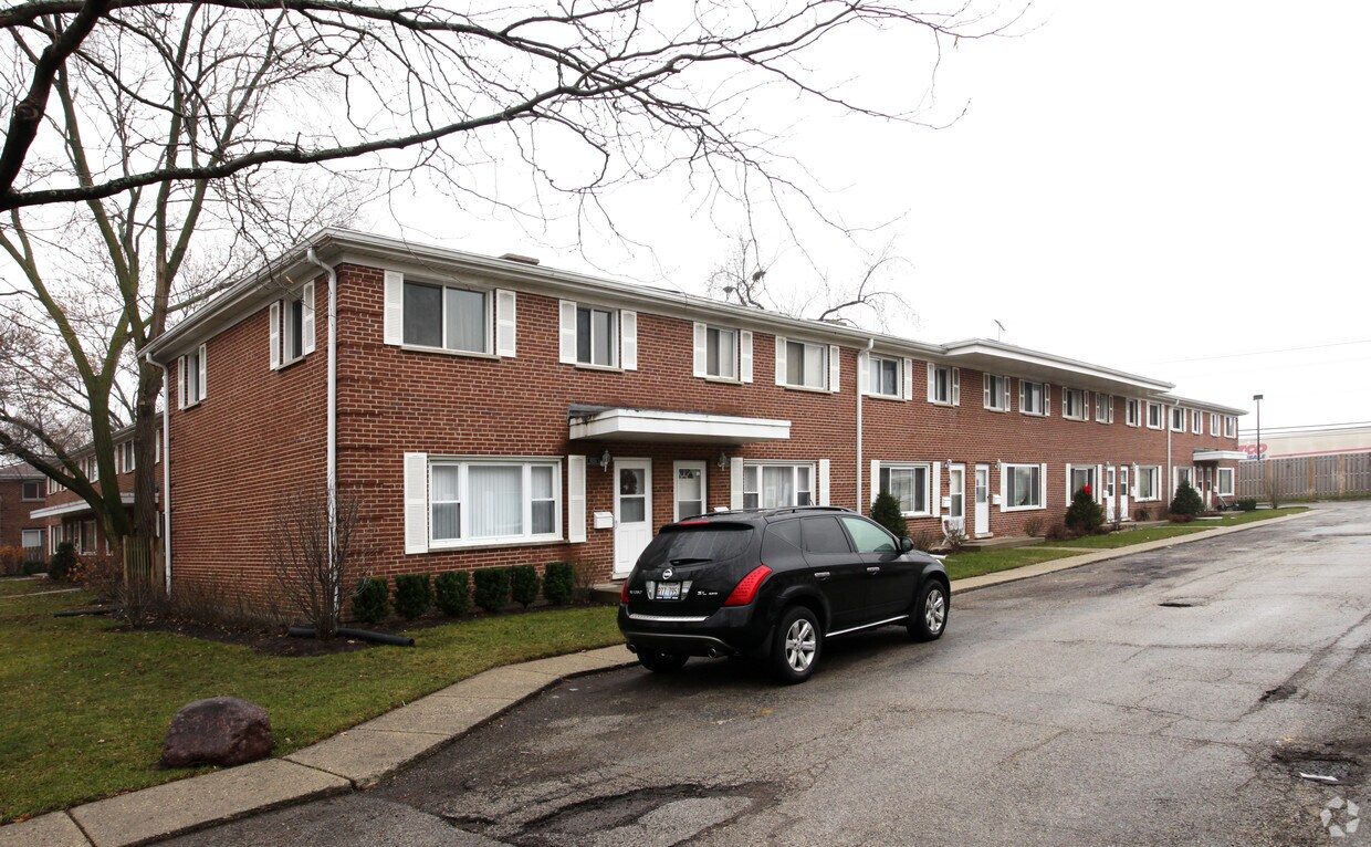 Foto del edificio - 1024-1032 N Boxwood Dr