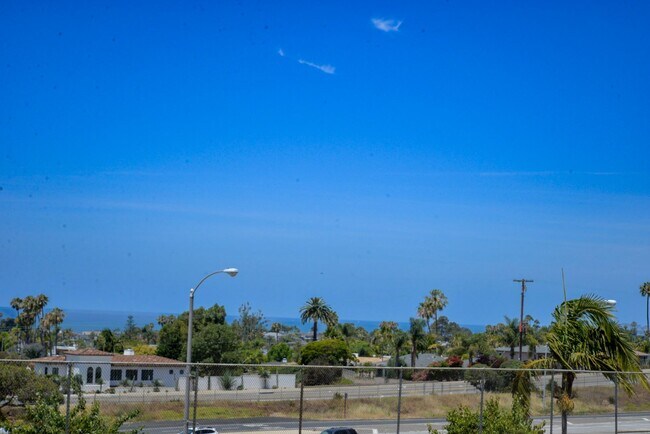 Building Photo - Dream Coastal 2 bedroom Condo Offering Ocean view & Breezes, Fairway Views & Luxury Comfort!