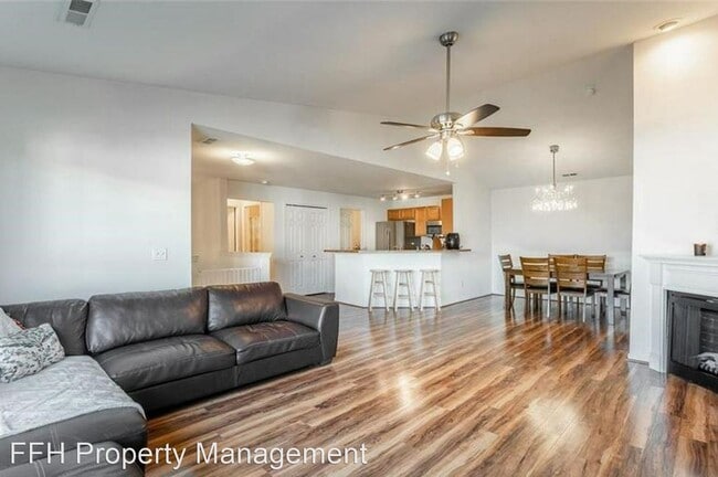 Building Photo - 2 br, 2 bath House - 30208 Chesapeake Circle