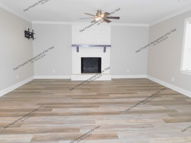 Foto del edificio - 507 Arrowhead Dr