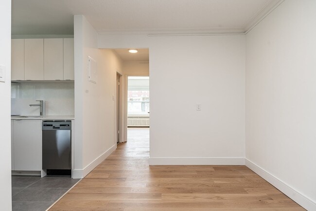 Photo du bâtiment - 39 Riverwood Pkwy