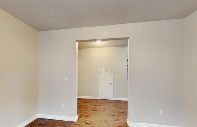 Foto del edificio - Charming 4-Bedroom Retreat Designed for Everyday Comfort