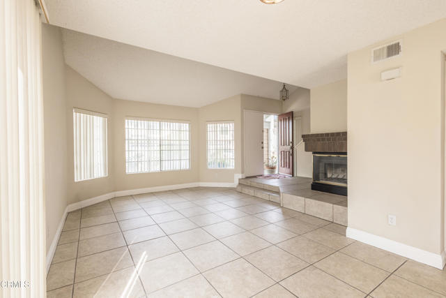 Foto del edificio - 7099 Marino Pl