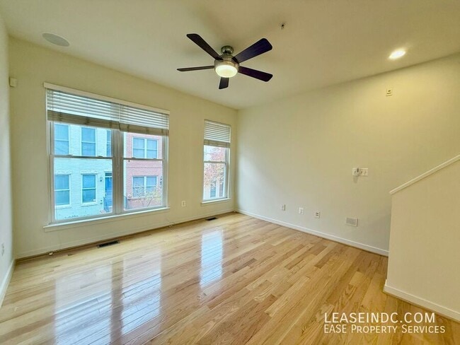 Foto del edificio - 1041 5th St SE