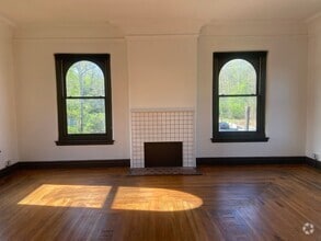 Building Photo - 641 N 13th St