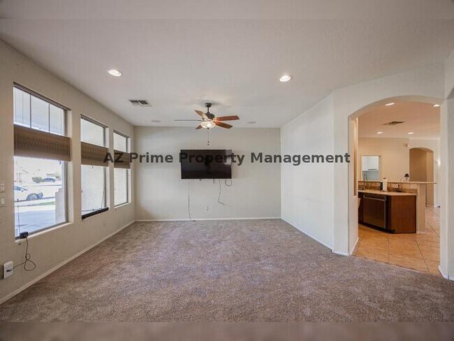 Foto del edificio - 2419 W Darrow St