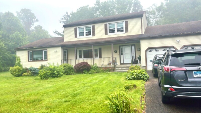 Primary Photo - 18 Lagana Ln