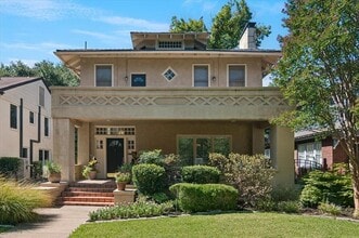 Building Photo - 5712 Goliad Ave