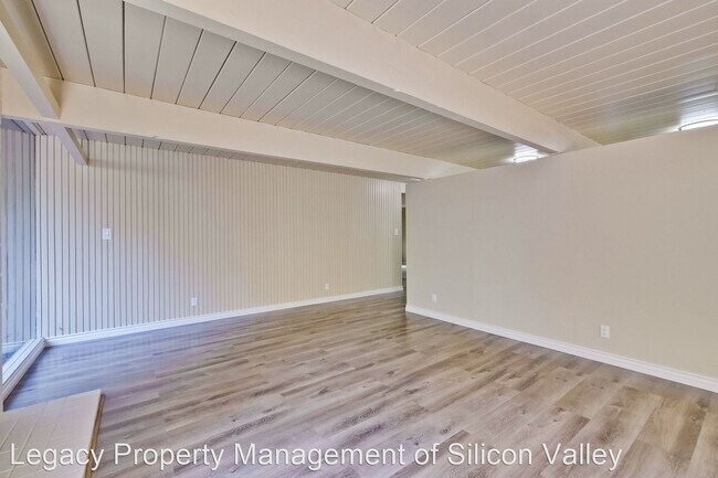 Building Photo - 3 br, 2 bath House - 496 El Capitan