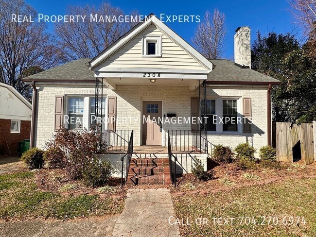 Foto del edificio - Charming 3BR/1BA home in Charlotte!