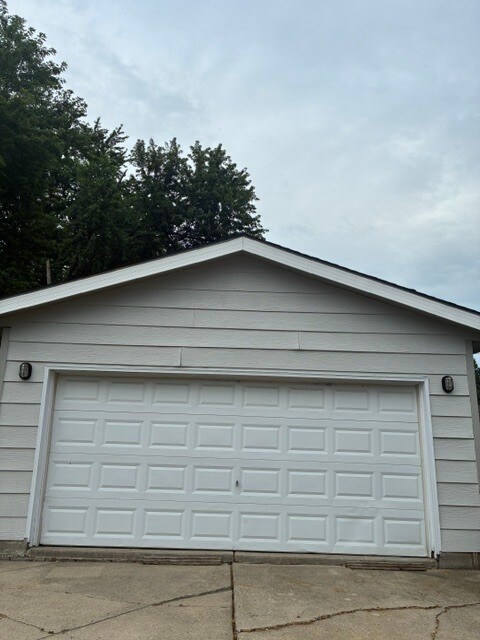 Building Photo - 34374 Rhode Island St