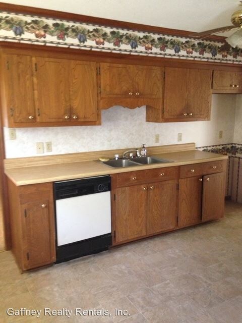 Foto del edificio - 3 br, 2 bath House - 104 Greenbriar Dr.