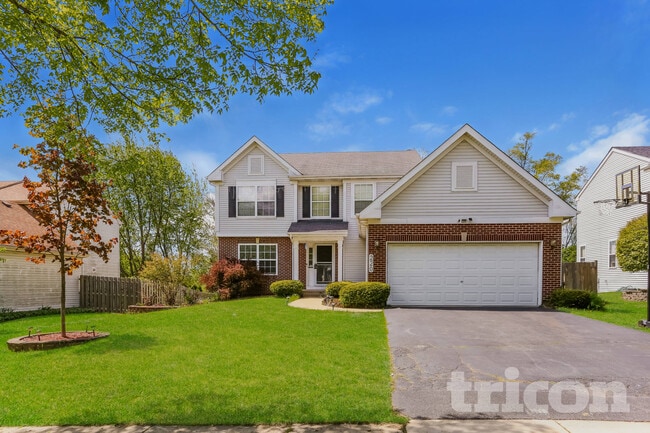 Building Photo - 220 Winding Canyon Way