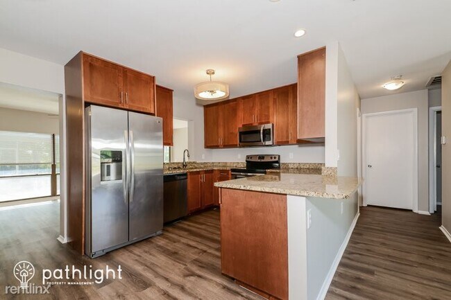 Building Photo - 3 br, 2 bath House - 4907 4th Avenue Circl...