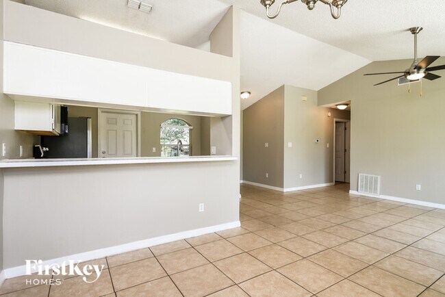 Building Photo - 12800 Eryn Blvd