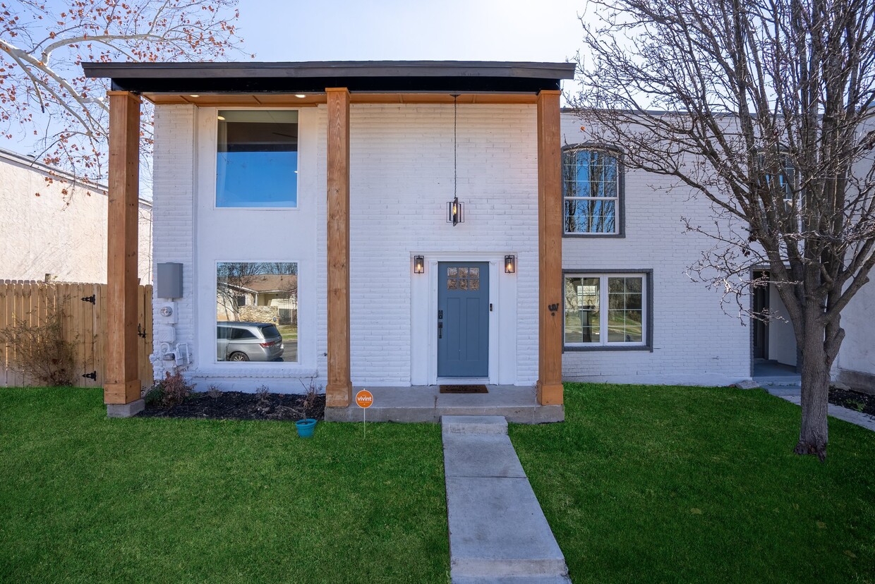 Primary Photo - 6518 Spring Manor St