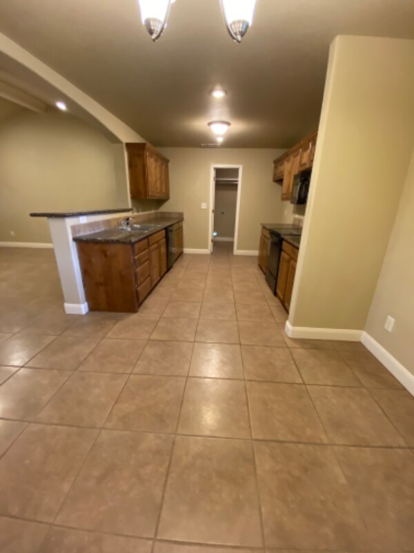 Foto del edificio - 4802 Harvard St