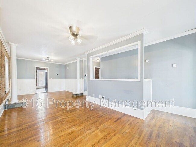 Foto del edificio - 1033 E 5th St