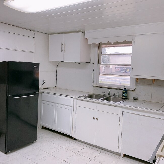 Foto del edificio - 533 Scranton Rd