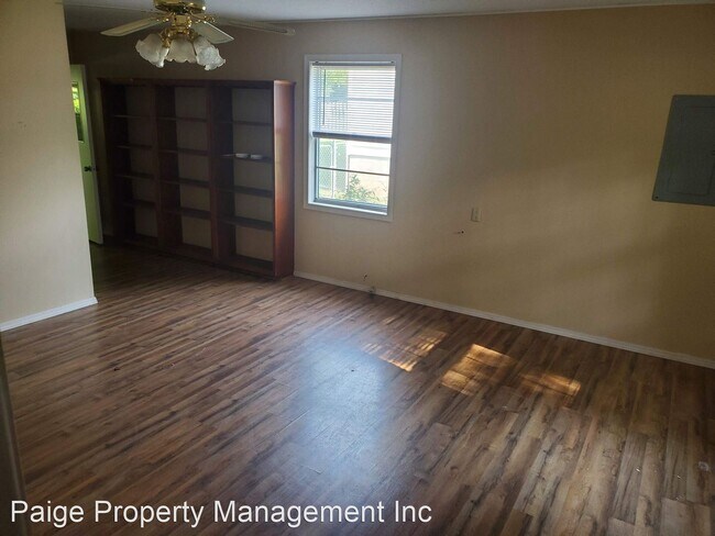 Foto del edificio - 3 br, 2 bath House - 108 Old College Place