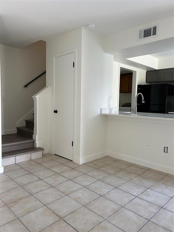 Foto del edificio - 5903 Cougar Dr