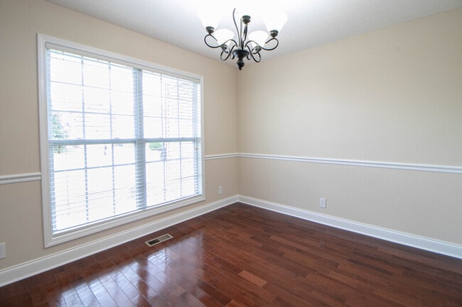 Building Photo - 1398 Bruceton Dr