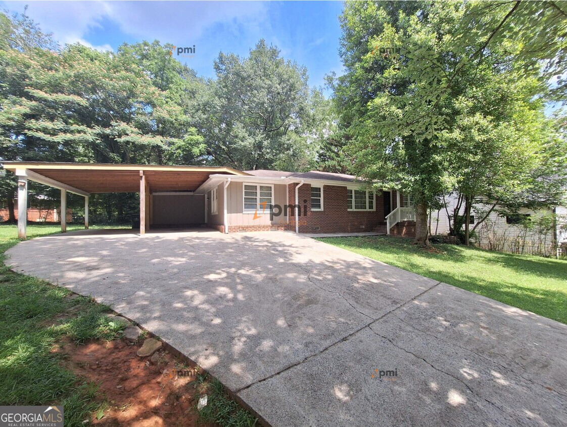 Primary Photo - 4384 Westside Dr